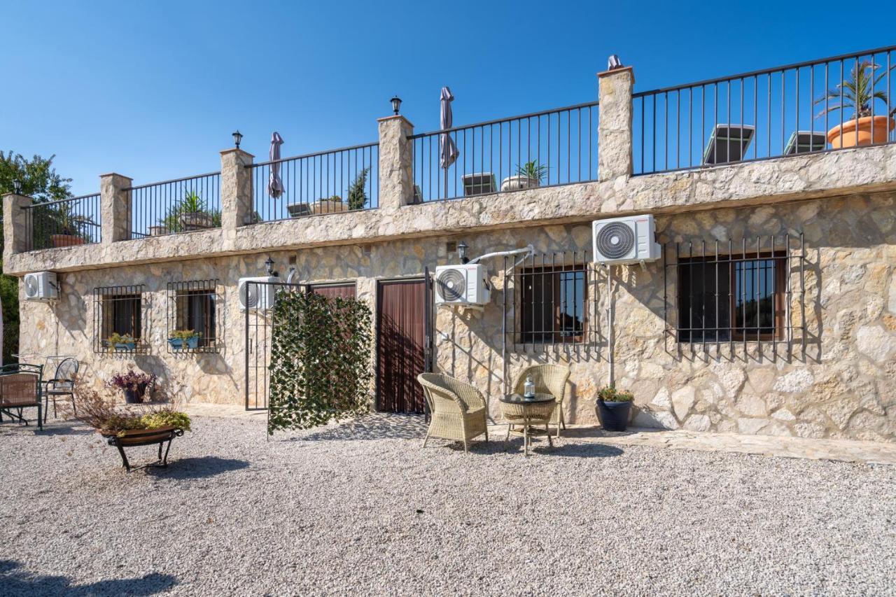 Hacienda La Buena Vida B&B En Appartementen Casita La Bruja Algarinejo Εξωτερικό φωτογραφία