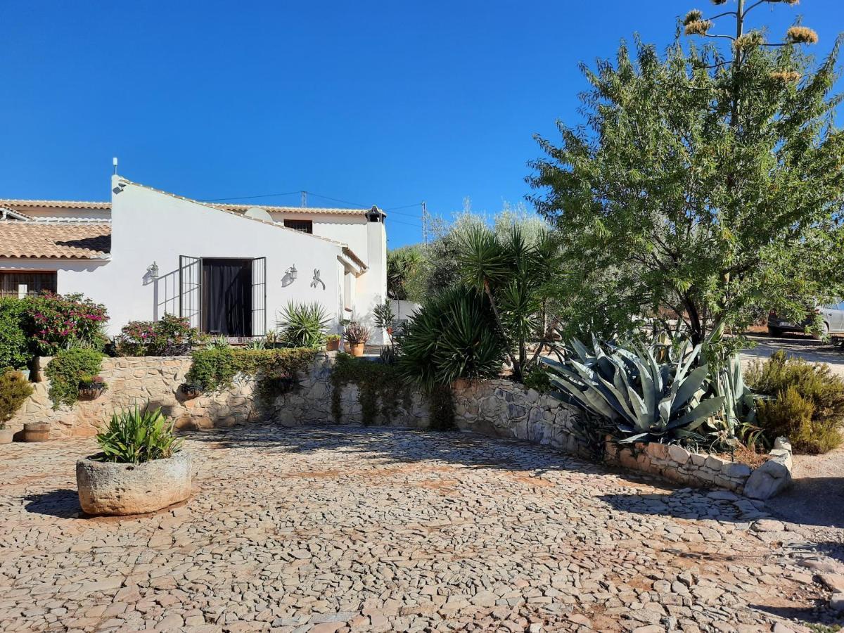 Hacienda La Buena Vida B&B En Appartementen Casita La Bruja Algarinejo Εξωτερικό φωτογραφία